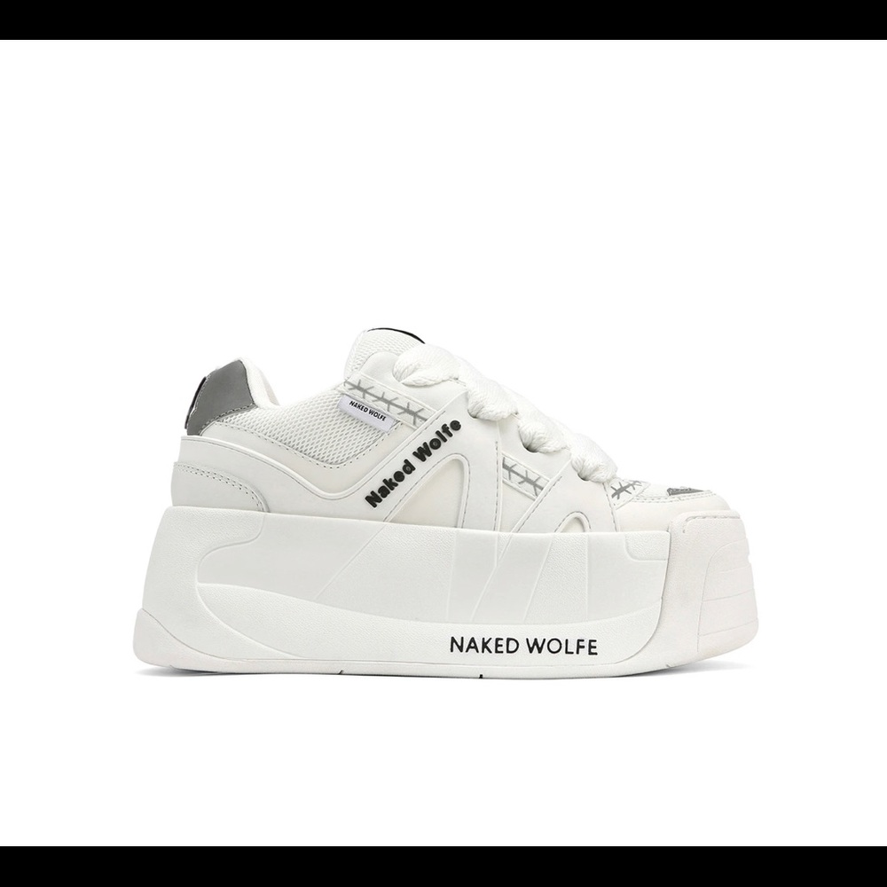 Naked Wolfe White Slider vintage 90s look